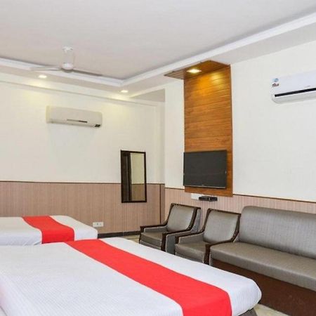 Hotel Shanti House New Delhi Karnail Singh Stadium Gate No 1 Exteriör bild