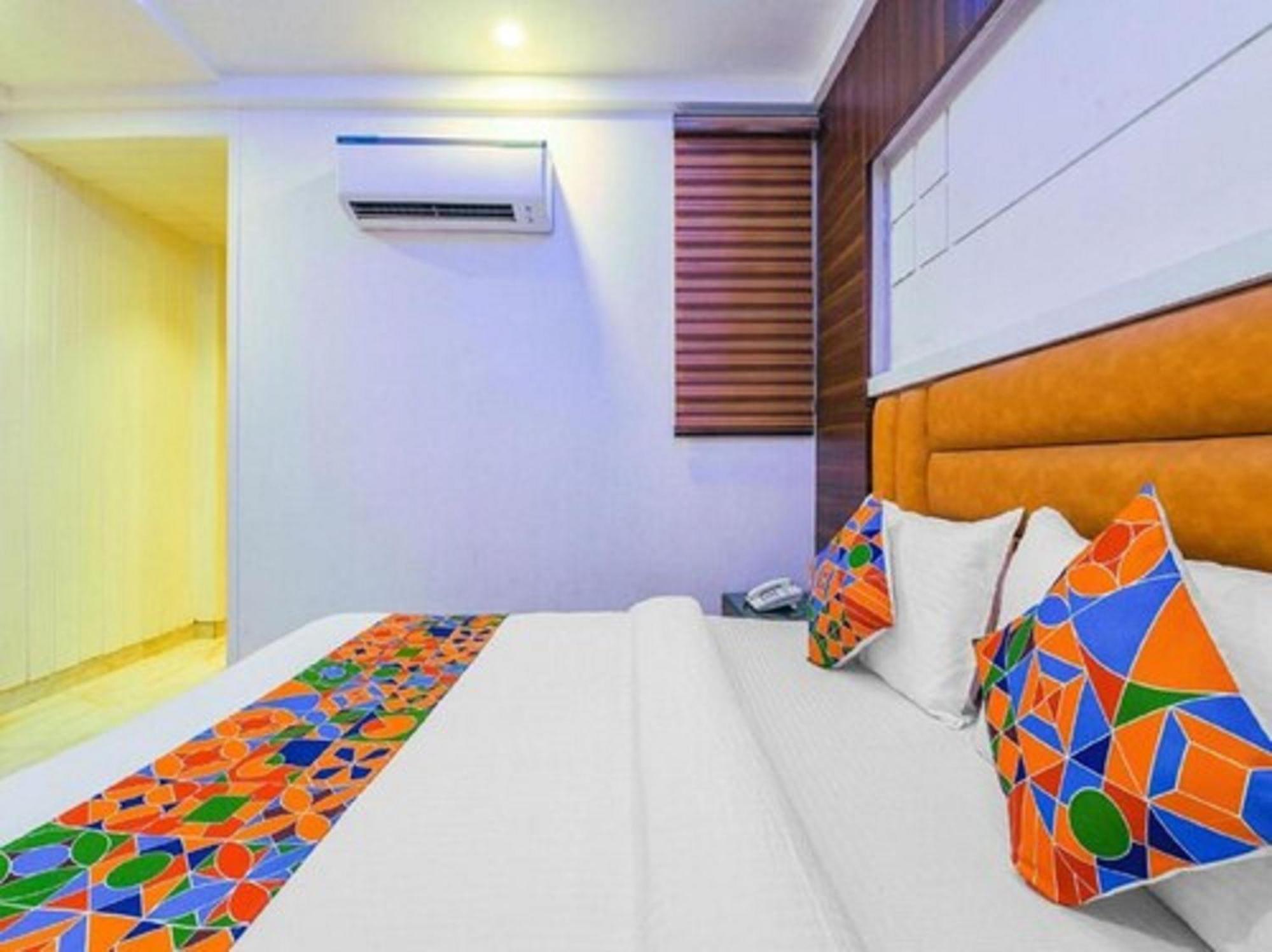 Hotel Shanti House New Delhi Karnail Singh Stadium Gate No 1 Exteriör bild
