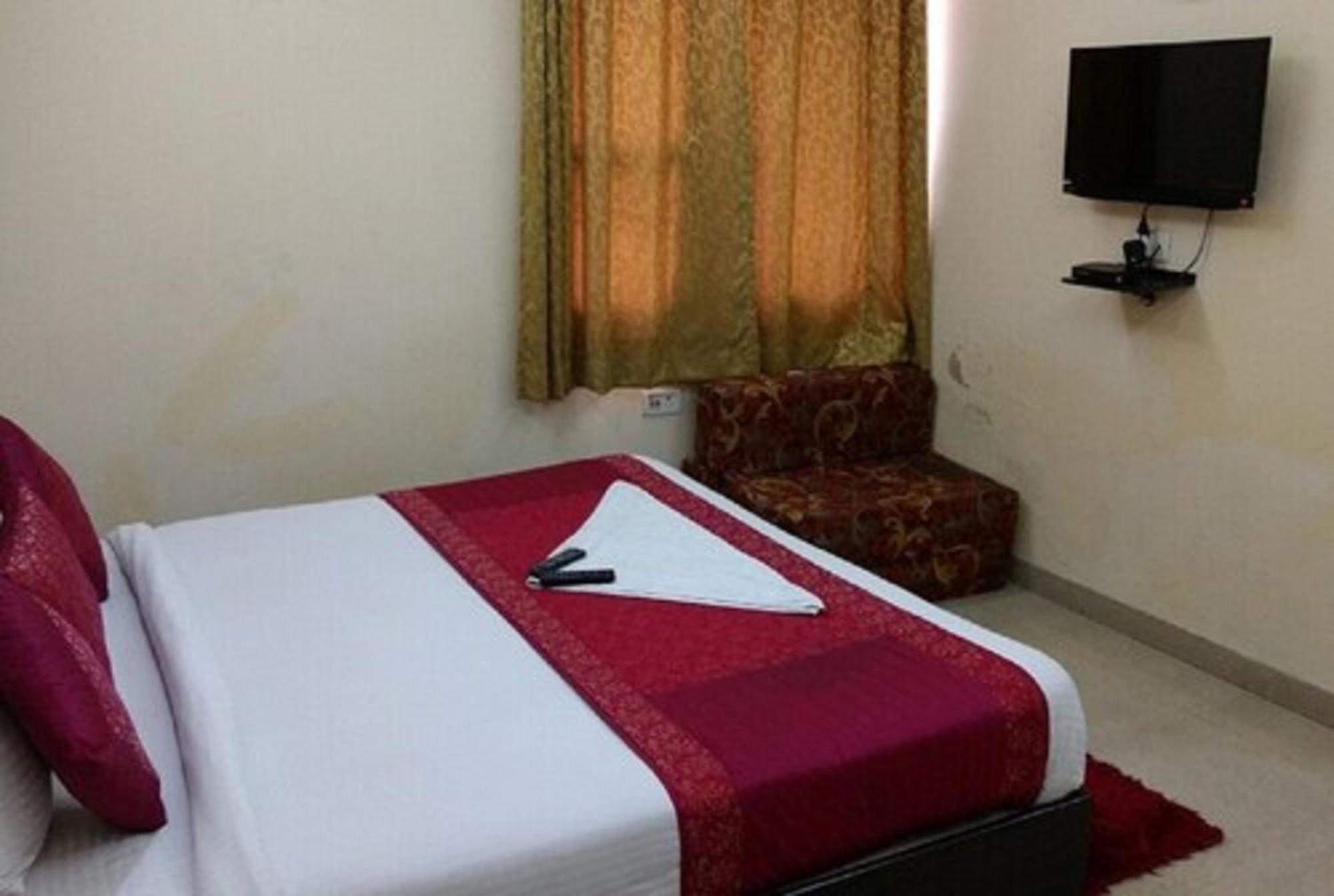 Hotel Shanti House New Delhi Karnail Singh Stadium Gate No 1 Exteriör bild