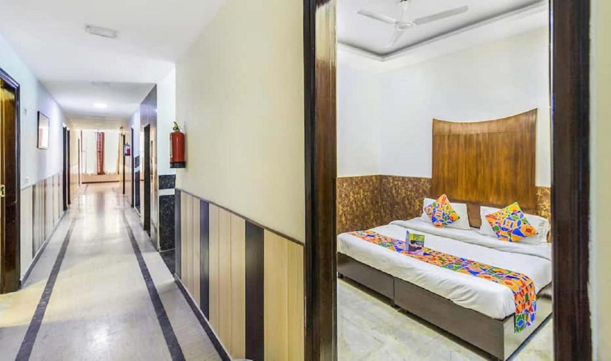 Hotel Shanti House New Delhi Karnail Singh Stadium Gate No 1 Exteriör bild